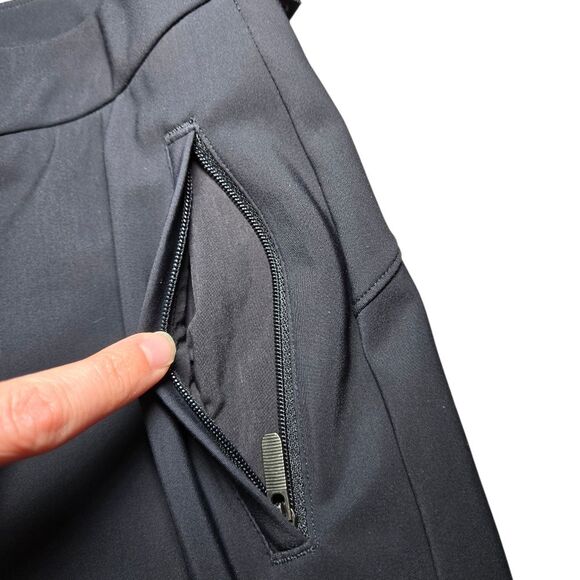 ❤️FINAL SALE❤️ Lululemon On The Move Pant - Black - Picture 5 of 11